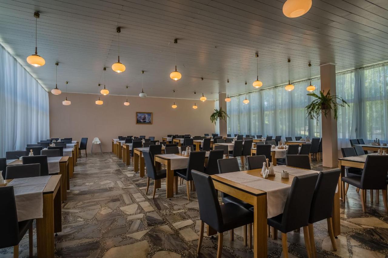 Hotel *** Nat Krynica Morska Eksteriør billede