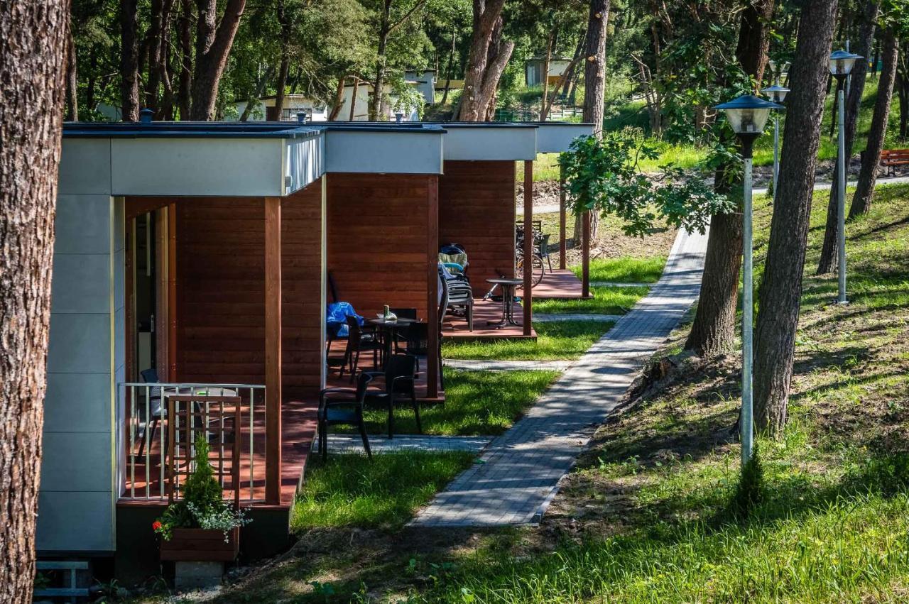 Hotel *** Nat Krynica Morska Eksteriør billede