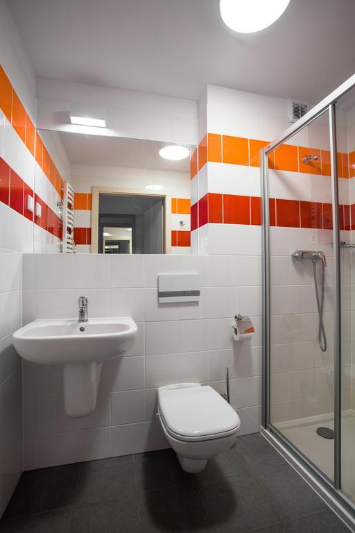 Hotel *** Nat Krynica Morska Eksteriør billede