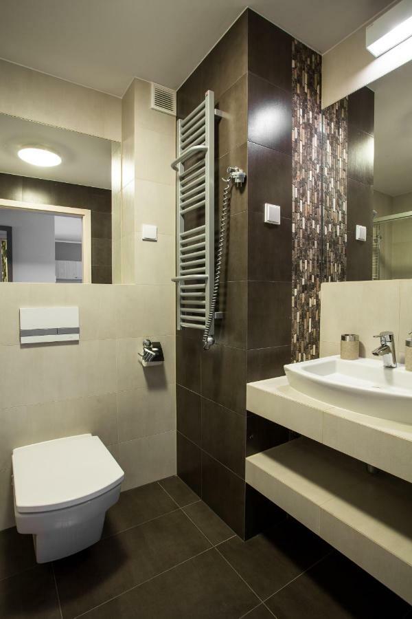 Hotel *** Nat Krynica Morska Eksteriør billede
