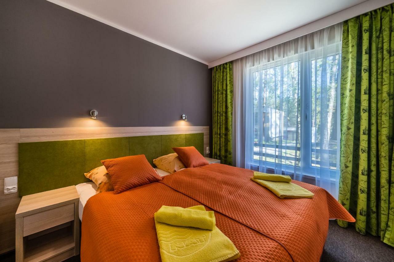 Hotel *** Nat Krynica Morska Eksteriør billede