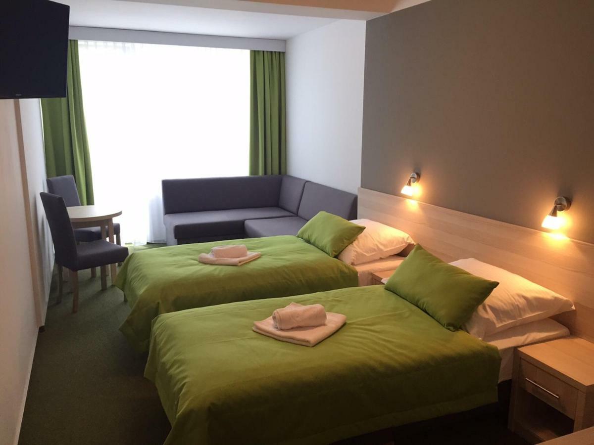 Hotel *** Nat Krynica Morska Eksteriør billede